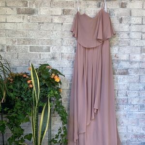 A Watters&Watters SIZE 8 bridesmaid dress, worn once